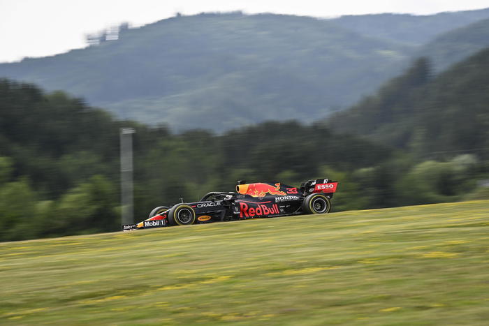  F 1 / G.P. Austria / Vince Verstappen, Sainz è quinto