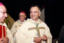  Il valzer dei preti: nuove nomine dall’Arcivescovo Castellucci