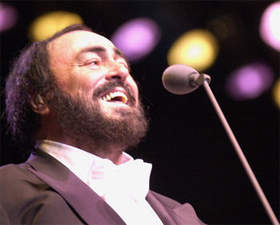  Oggi Modena ricorda Luciano Pavarotti nel giorno del suo compleanno