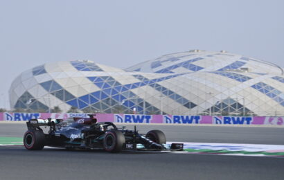F 1 / G.P. Qatar / Hamilton in pole, Ferrari in ritardo