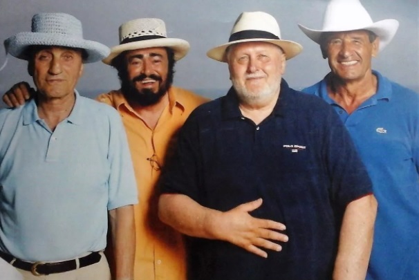  È scomparso Giulio Bonacini, il “Bòla” degli amici della briscola di Luciano Pavarotti