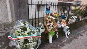  Tragedia Sassuolo / Fiaccolata in Piazza Garibaldi, 11enne sopravissuta è sotto protezione