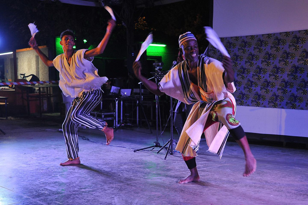  Miti, maschere e danze della Costa d’Avorio
