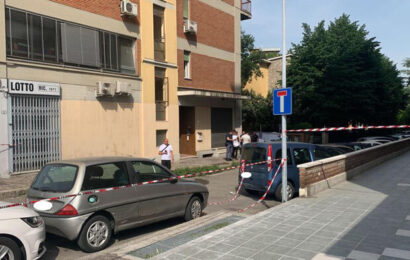 Tragedia a Modena: bimba muore cadendo dal balcone