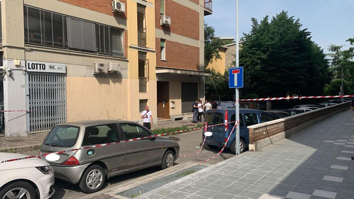  Tragedia a Modena: bimba muore cadendo dal balcone