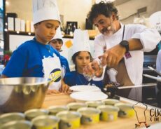 Bambini in cucina insieme agli chef stellati: ancora domani con le mani in pasta