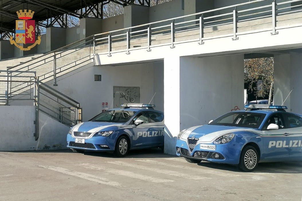  Sorpreso al Novi Sad con hashish pronto per lo spaccio: arrestato dalla Polizia