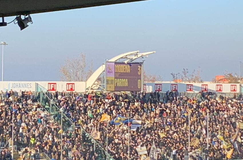  Il Modena annienta la capolista Parma, 3-0 e i tifosi fanno festa