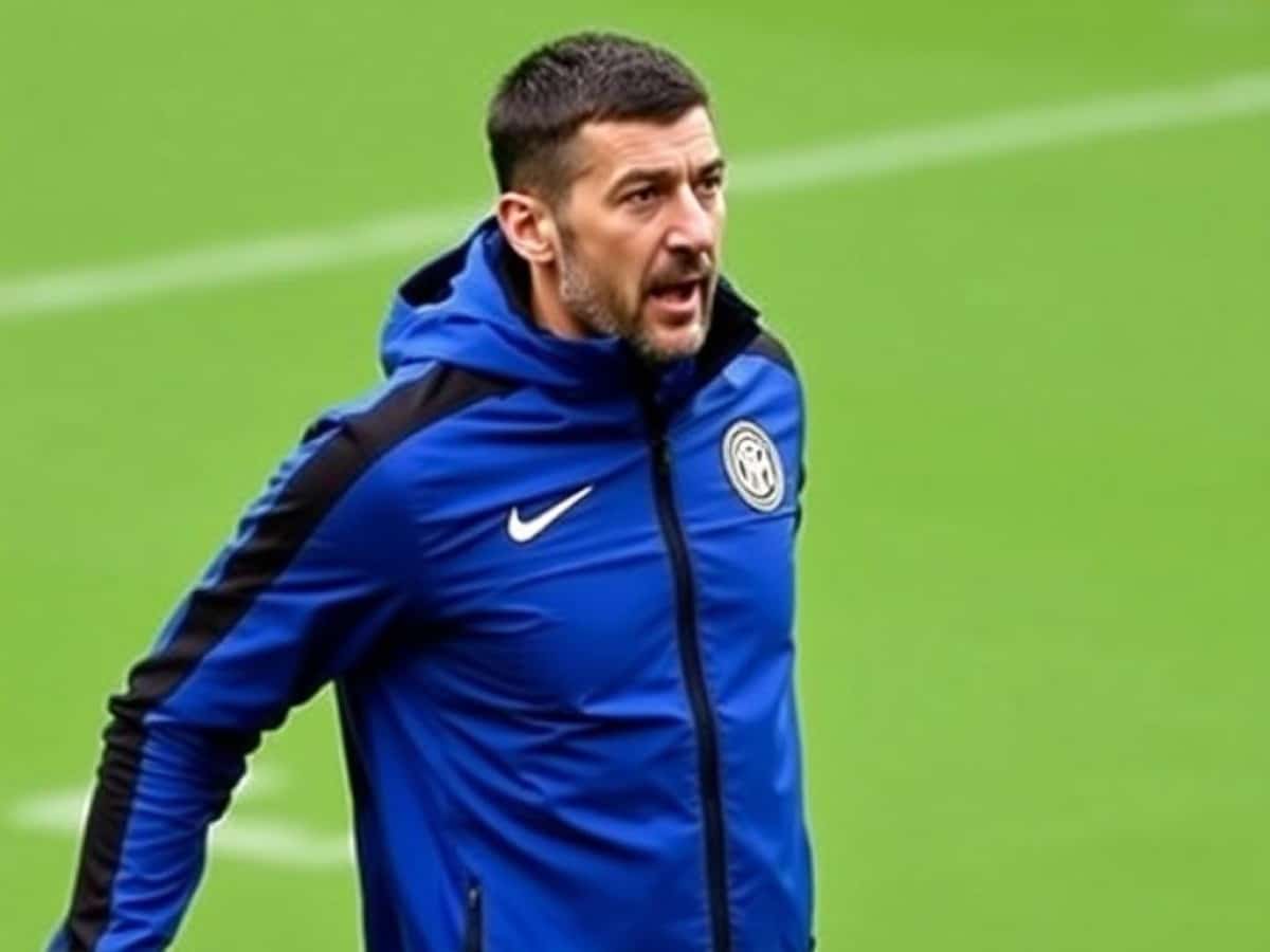 Official: Kolarov will be Inter assistant manager to Chivu