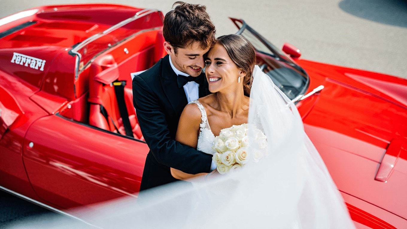 Charles Leclerc ha sposato la sua Alexandra. E festeggia…in Ferrari