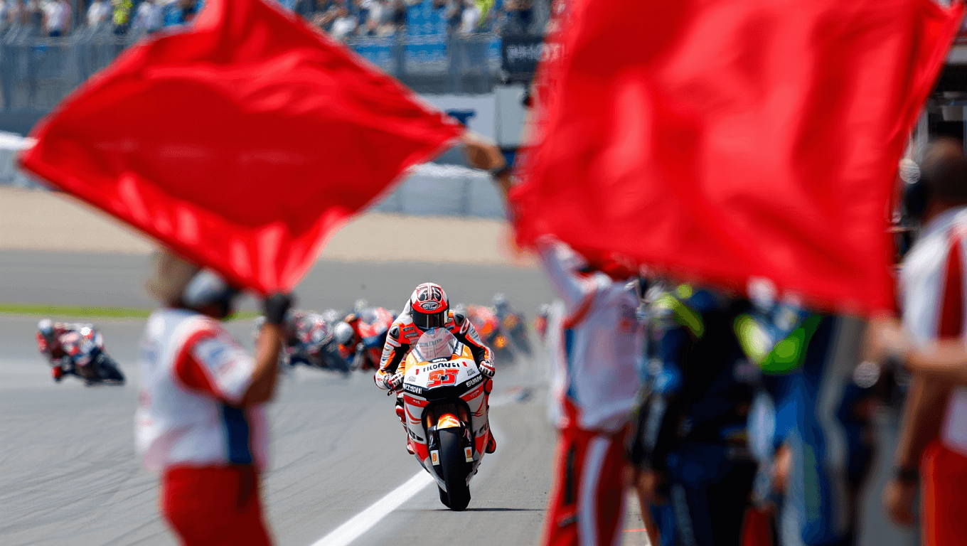 Due bandiere rosse, in Moto2™ in Thailandia vince Gonzalez