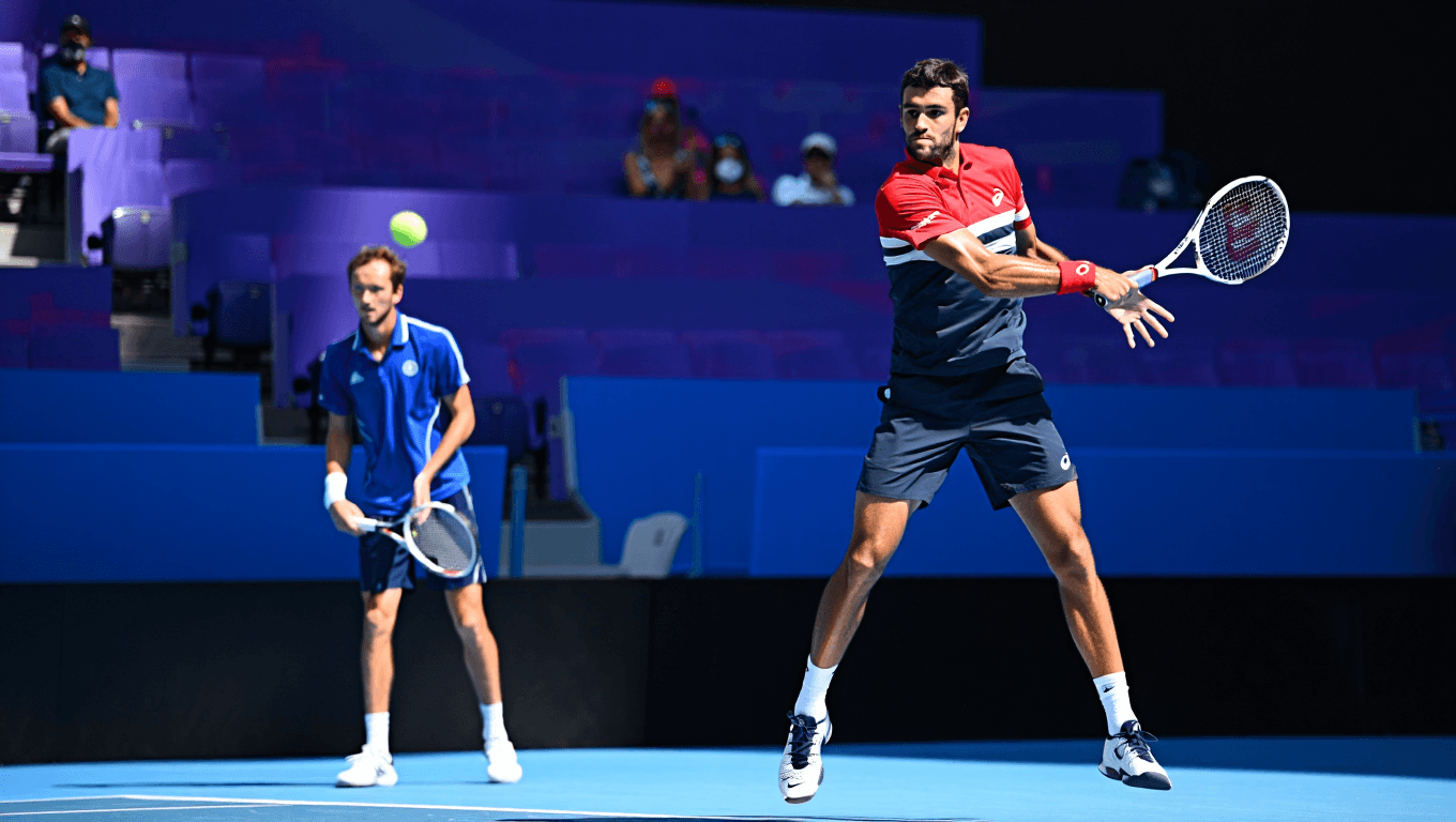 ATP Monte Carlo: Berrettini rifila un doppio bagel ad un pessimo Medvedev e vola agli ottavi