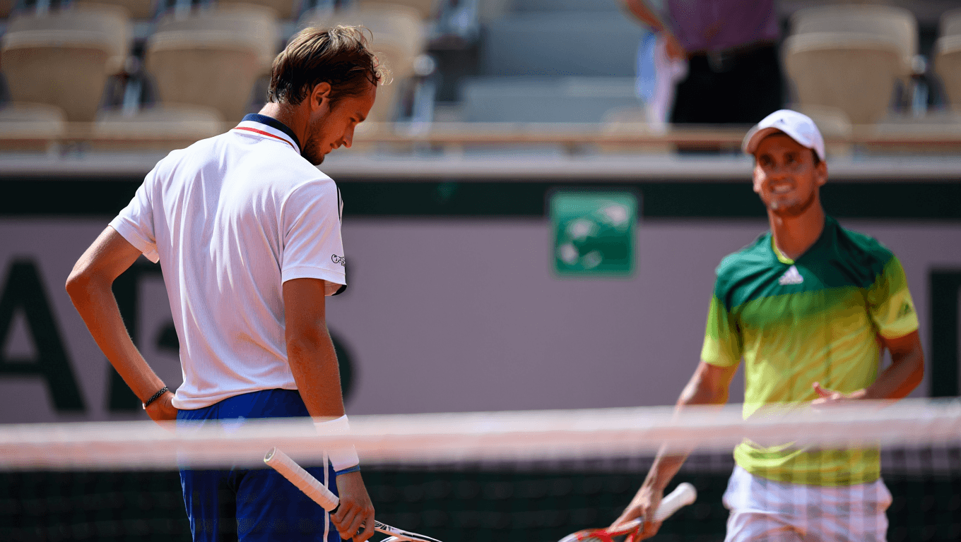 Roland Garros – Sciagurato Medvedev, Walton lo elimina al 1° turno