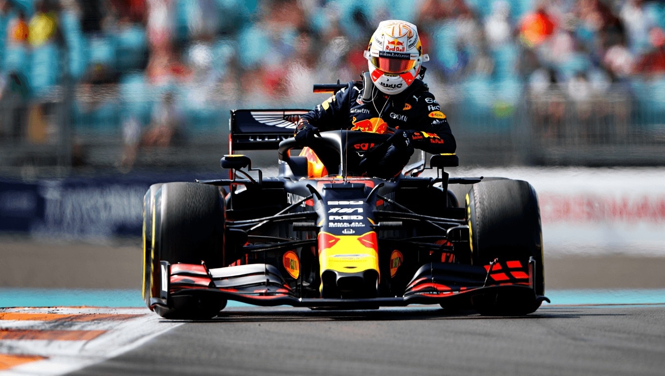 Verstappen: “Vittoria senza testacoda? No, non ho perso 40 secondi, forse potevo arrivare sul podio”