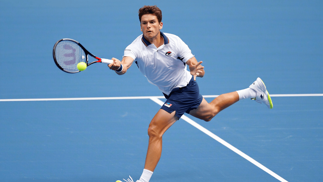 Perché continui a fare gli stessi errori? Le abitudini nascoste che condizionano il tuo tennis (e come cambiarle)
