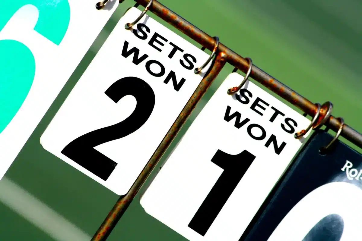 Momento cruciale del super tie-break tra le due coppie