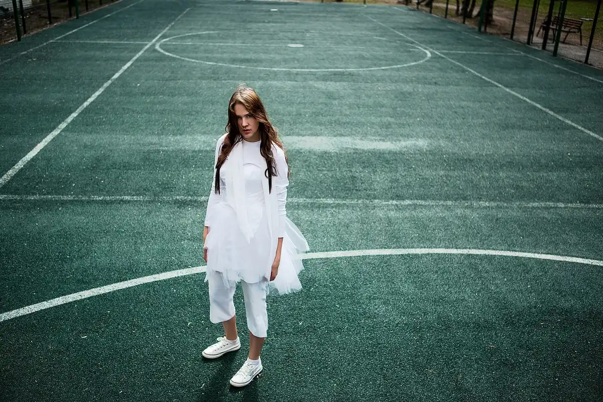 Coppa su un tavolo vicino al campo da tennis di Flushing Meadows